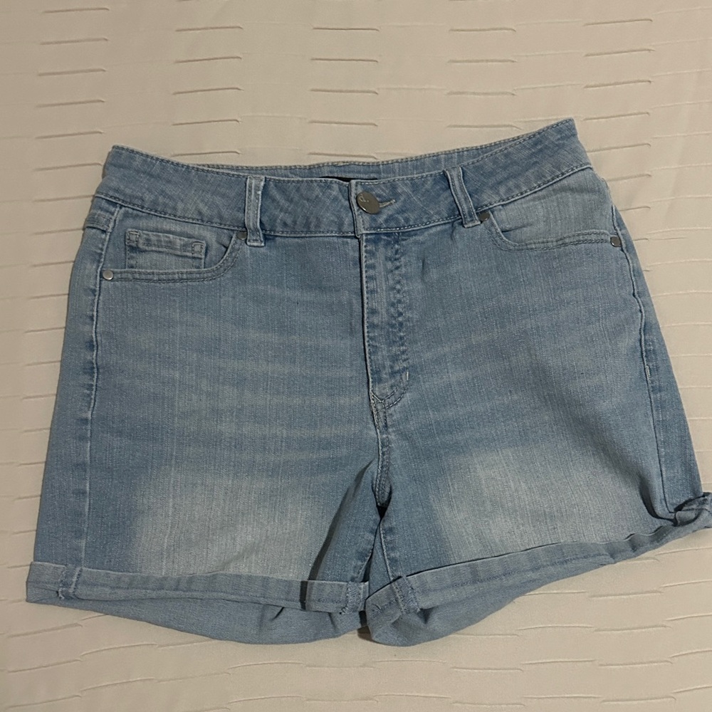 Women’s Denim Shorts